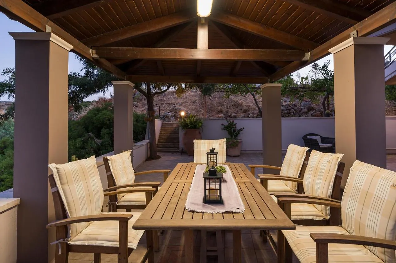 Tholos Apartments Chania